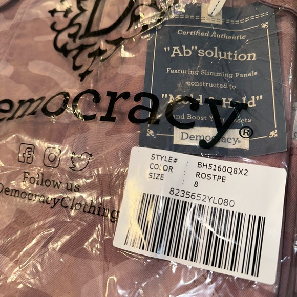 Democracy Women's Ab Solution Utility Skirt - Picture 3 of 3